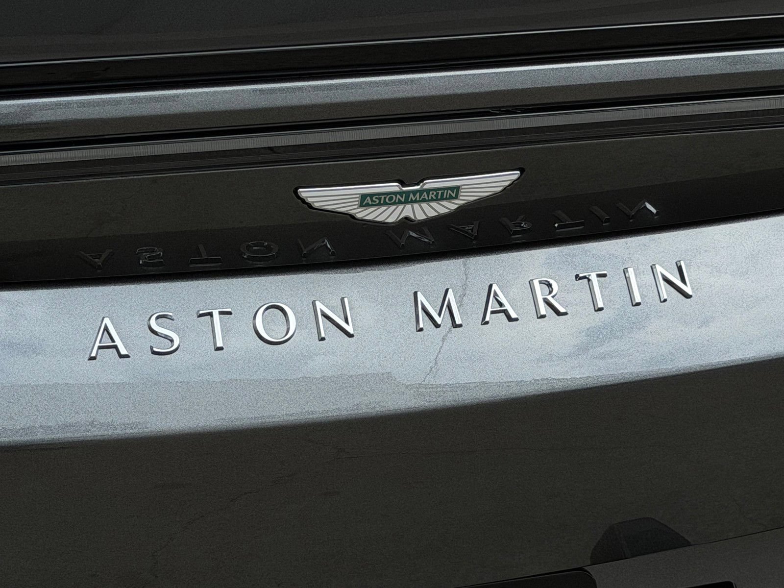 New 2026 Aston Martin V8 Vantage S RWD image 21
