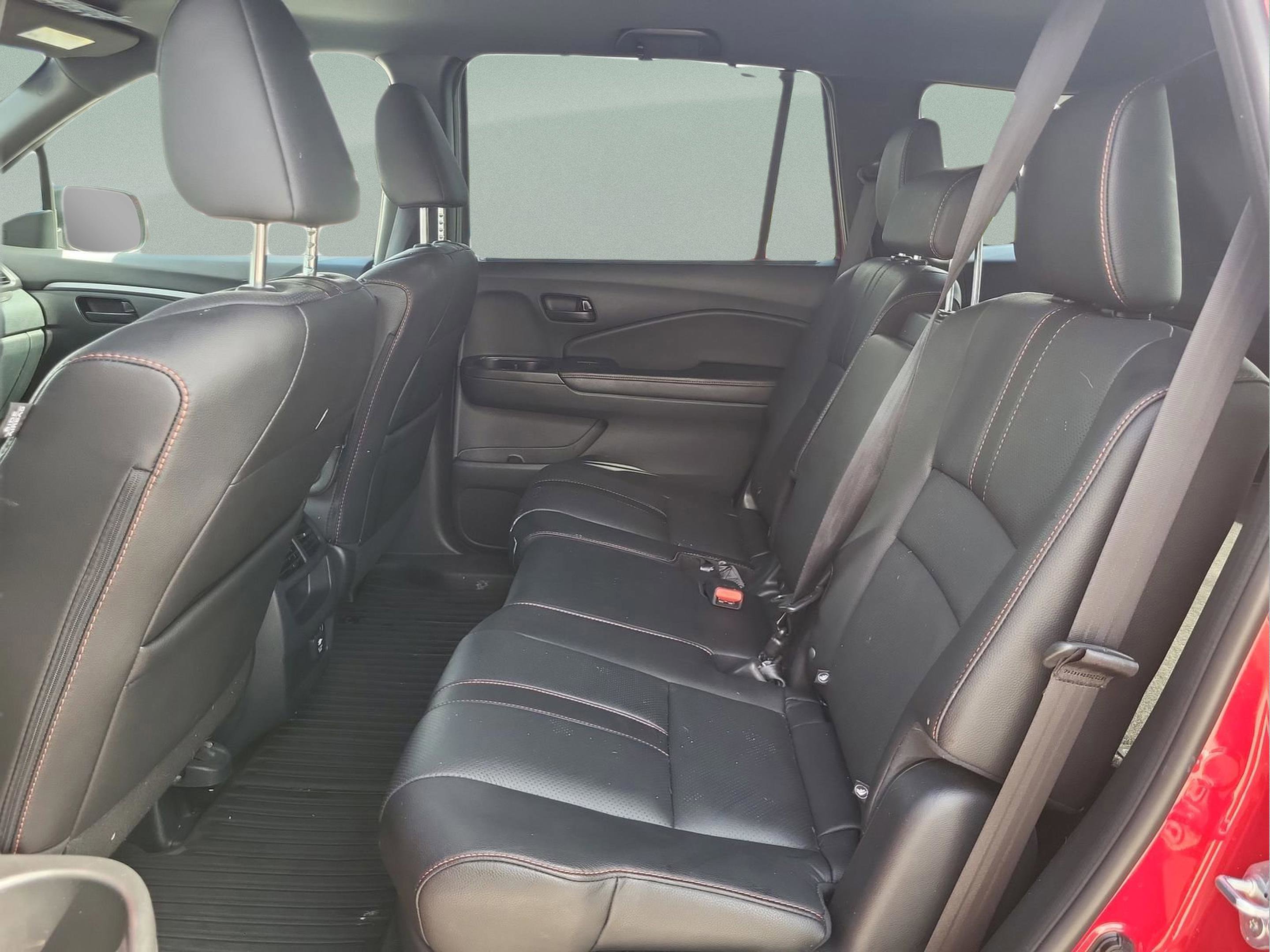 Certified 2023 Honda Passport TrailSport image 17