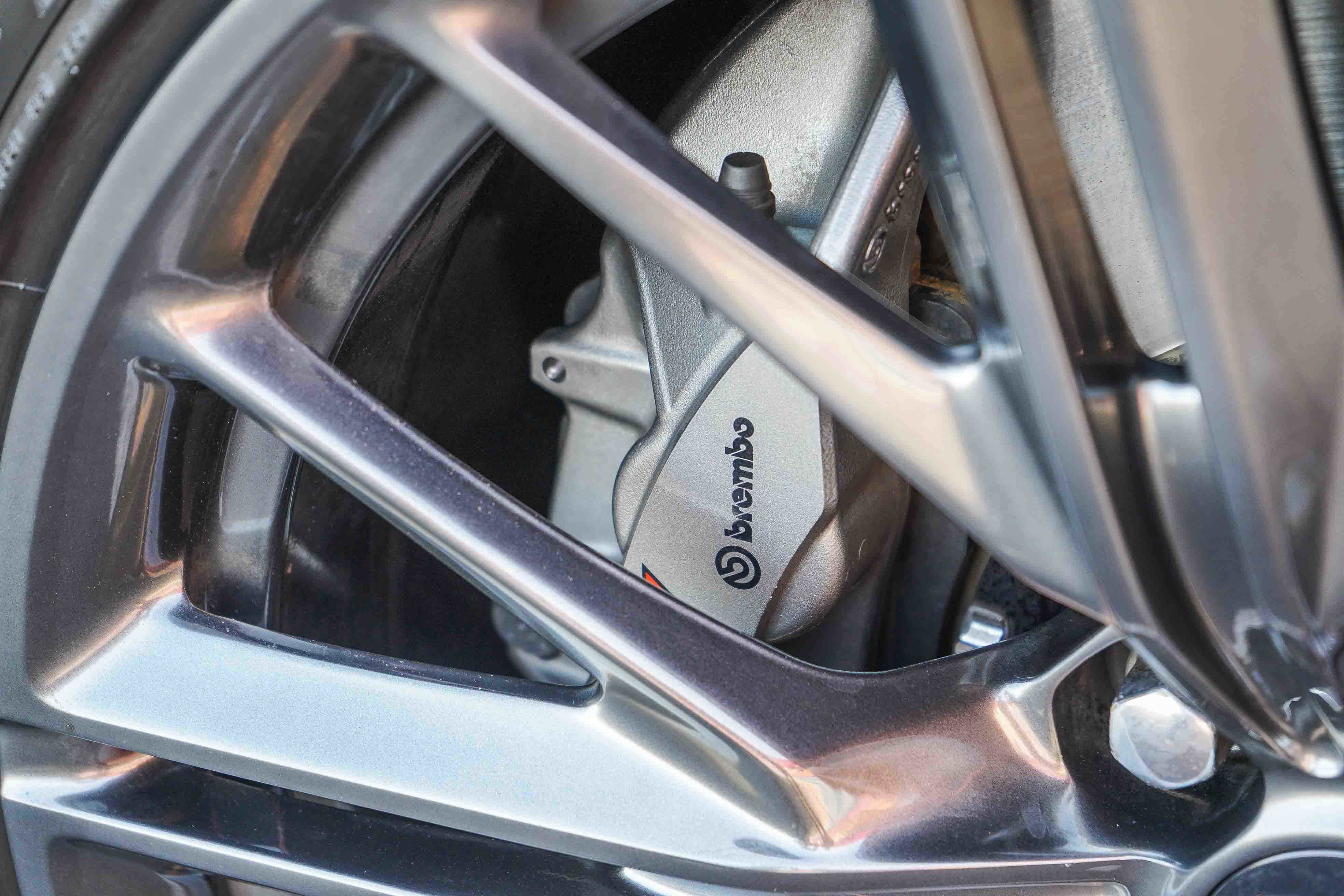 Used 2018 Chevrolet Camaro ZL1 w/ LPO, ZL1 Protection Package image 14