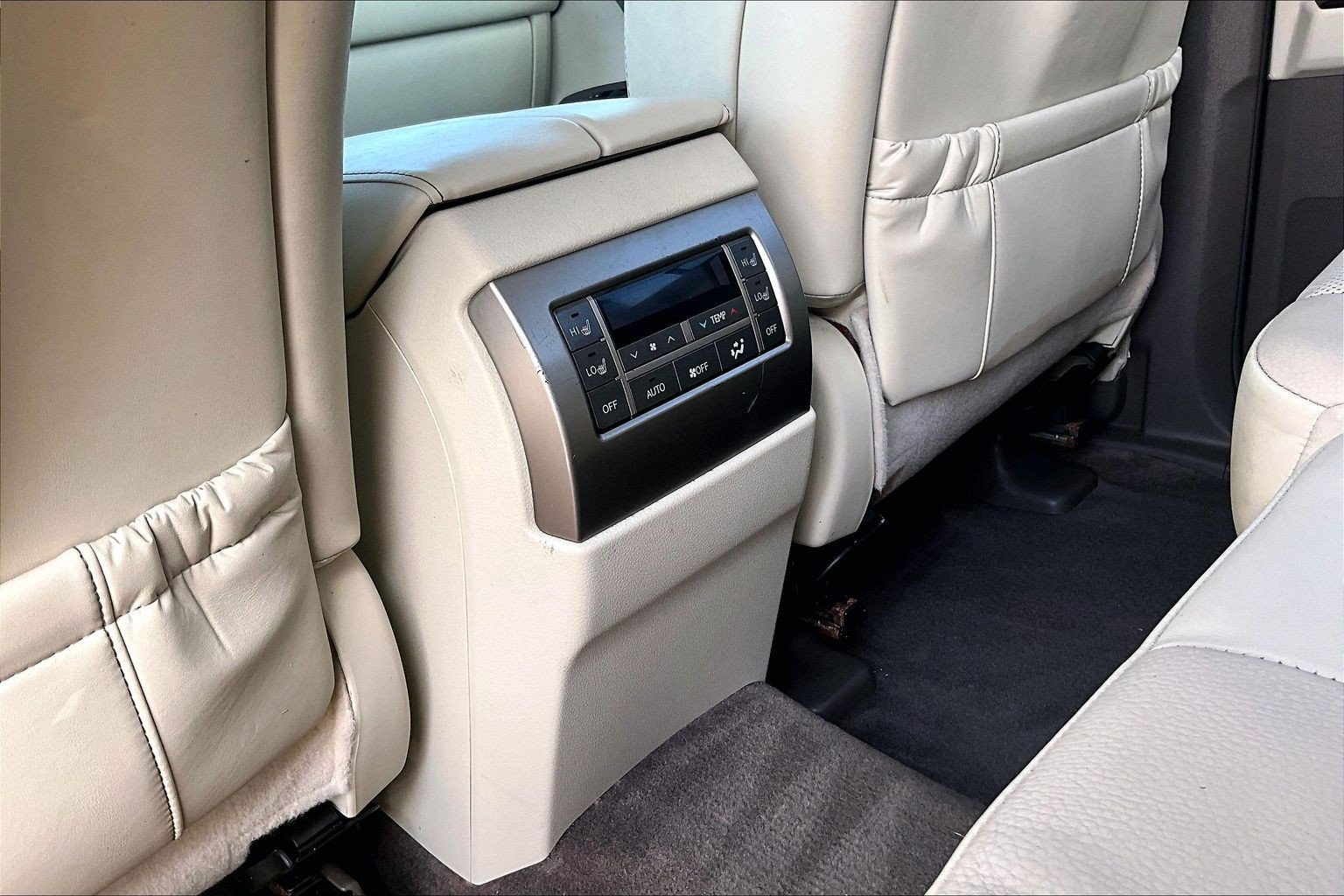 Used 2019 Lexus GX 460 Premium w/ Premium Package AWD/4WD image 21