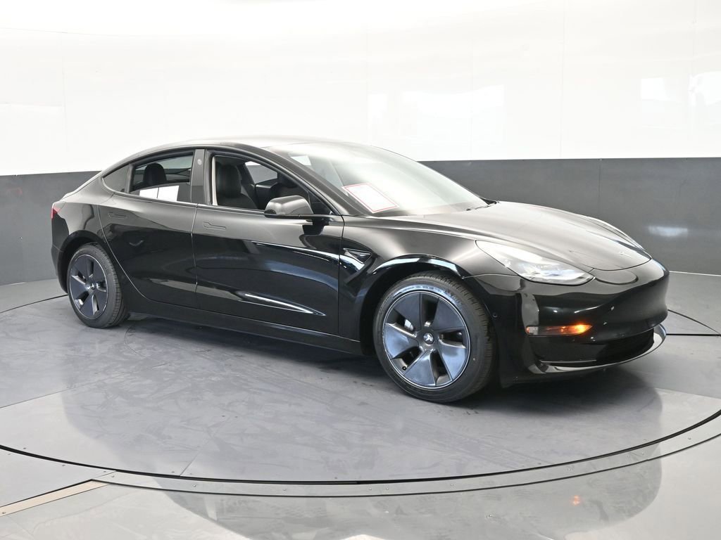 Used 2021 Tesla Model 3 Standard Range Plus image 8
