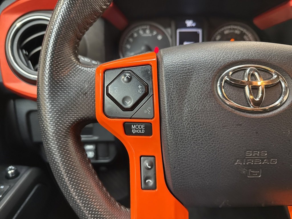 Used 2017 Toyota Tacoma TRD Sport image 16