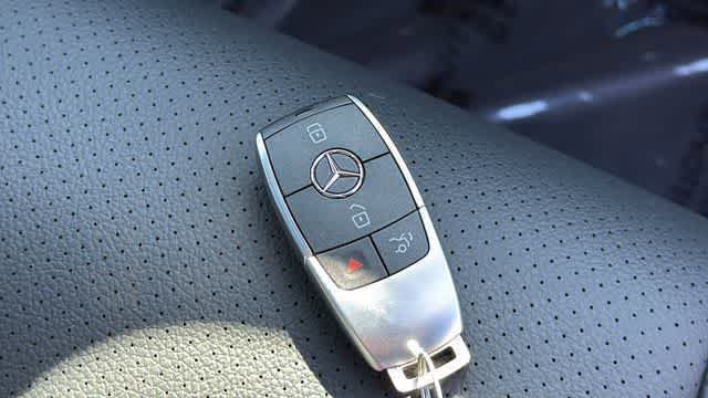 Certified 2026 Mercedes-Benz GLE 450 4MATIC image 38