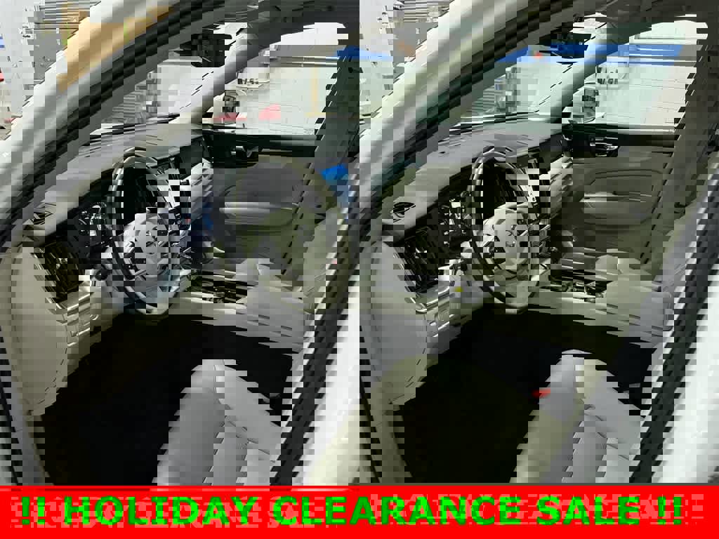 Used 2020 Volvo XC60 T5 Momentum image 30