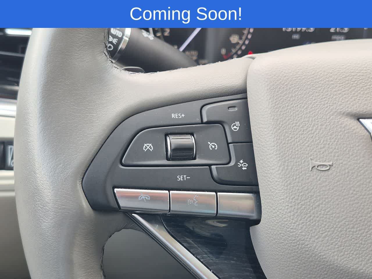 Used 2025 Cadillac XT6 Premium Luxury AWD/4WD image 24