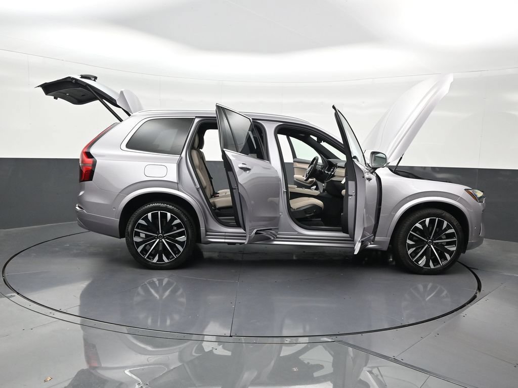 New 2026 Volvo XC90 B6 Plus w/ Protection Package Premier AWD/4WD image 40