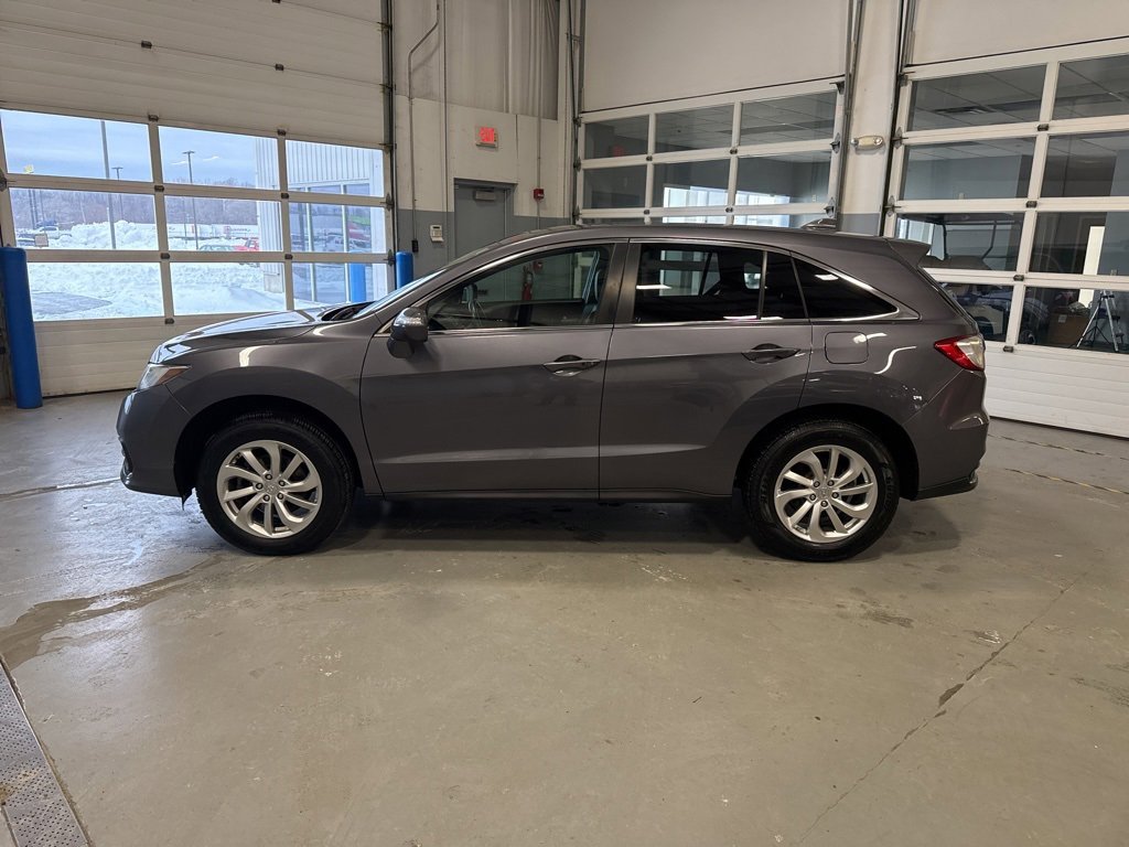 Used 2018 Acura RDX FWD image 2