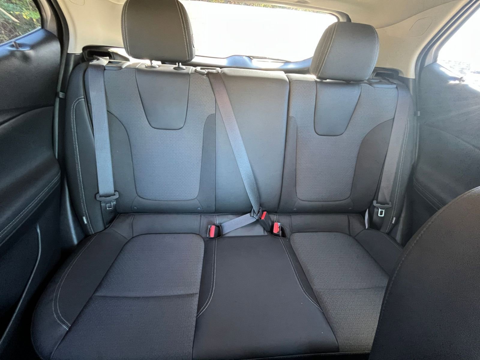 Used 2025 Buick Encore GX Preferred image 33