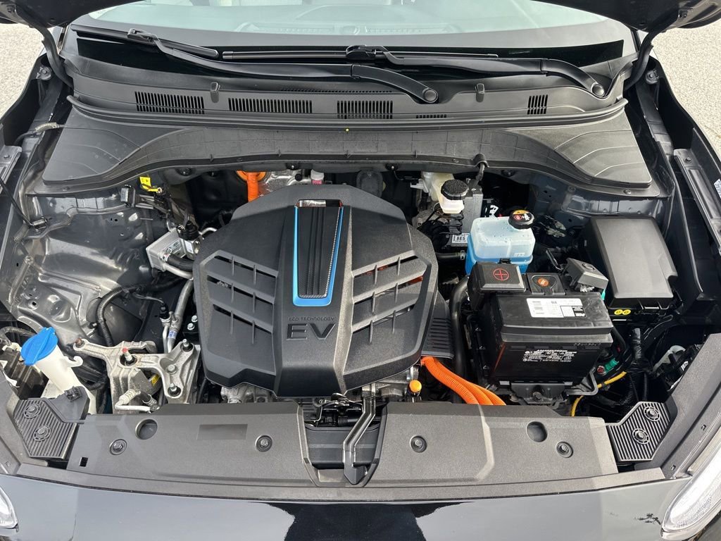 Used 2023 Hyundai Kona SE image 33