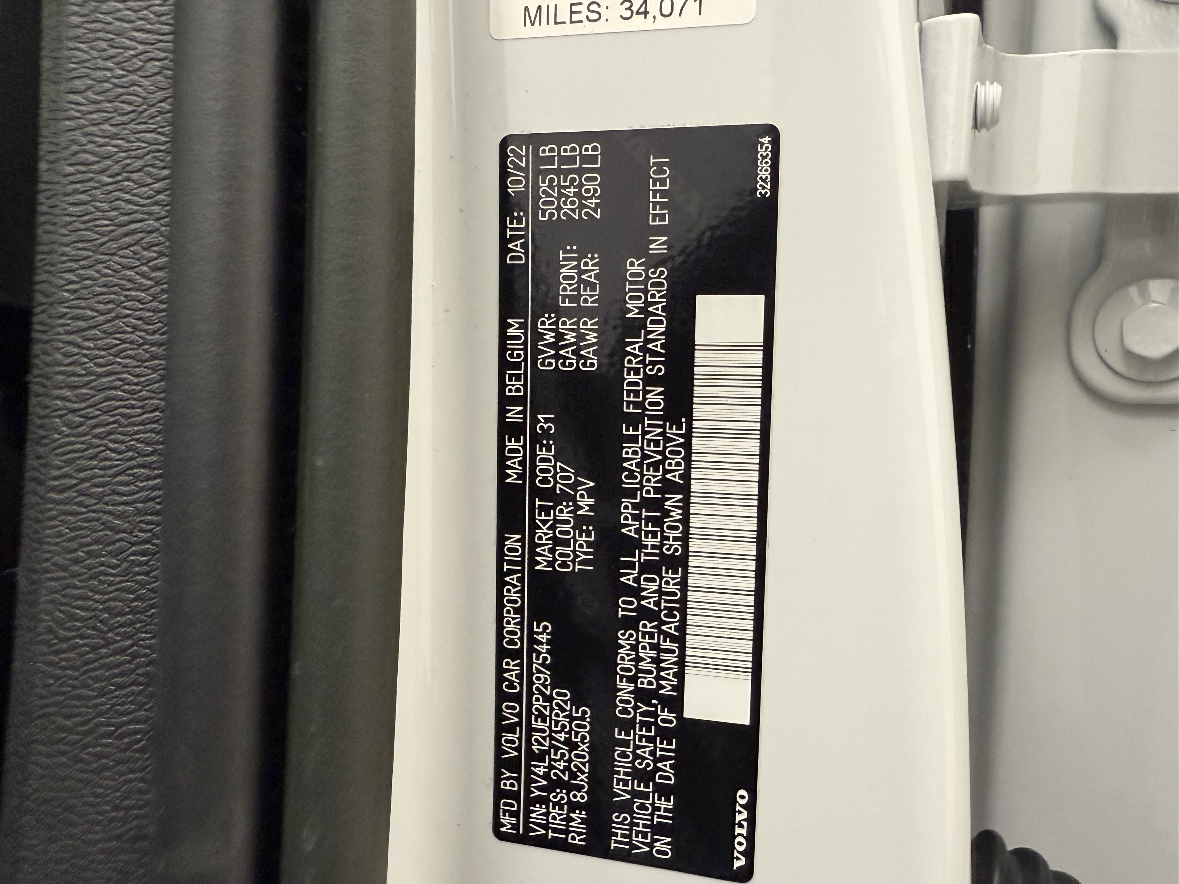 Certified 2023 Volvo XC40 B5 Plus w/ Driver Assist Package image 26