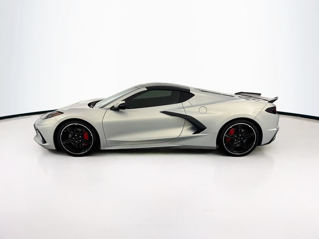 Used 2022 Chevrolet Corvette Stingray Coupe w/ 1LT RWD image 8