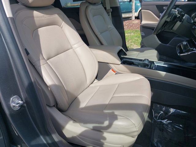 Used 2023 Lincoln Corsair AWD w/ Equipment Group 101A image 10