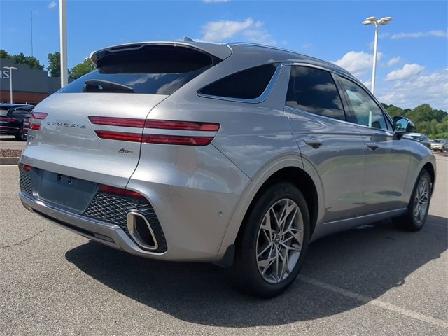 Used 2023 Genesis GV70 2.5T w/ Advanced Package image 4