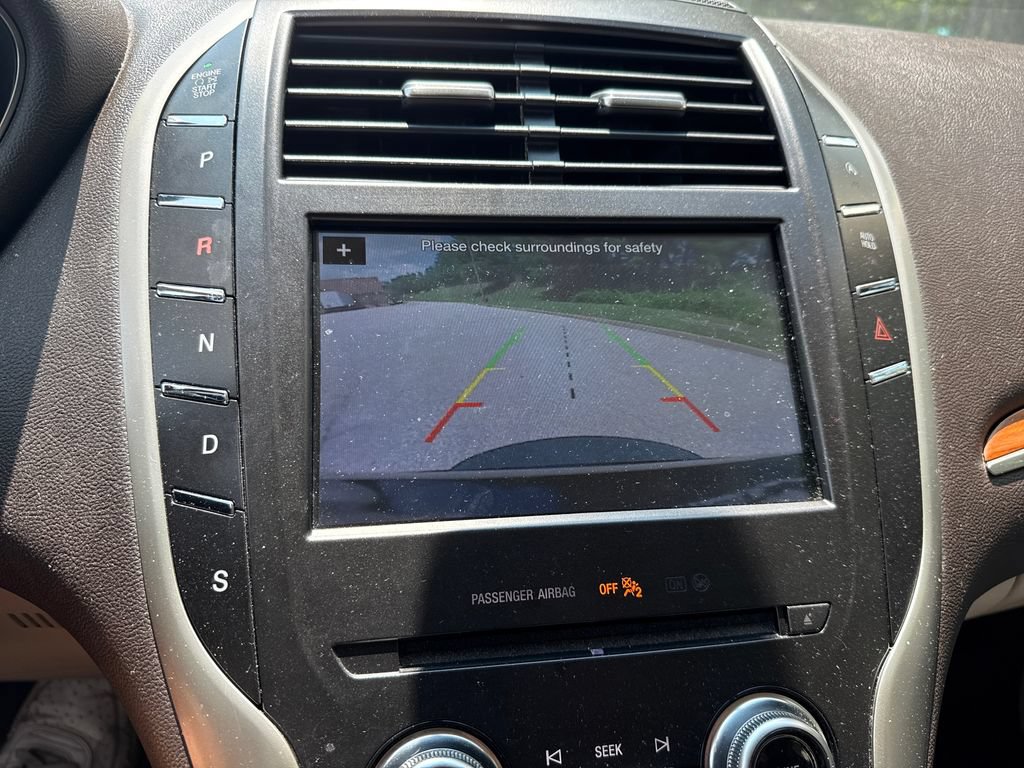 Used 2018 Lincoln MKC Select w/ Select Plus Package FWD image 19