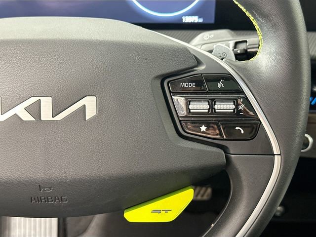 Used 2023 Kia EV6 GT image 25