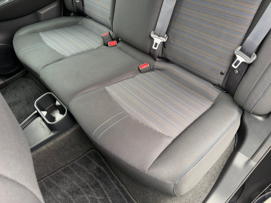 Used 2025 Nissan Leaf S FWD image 38