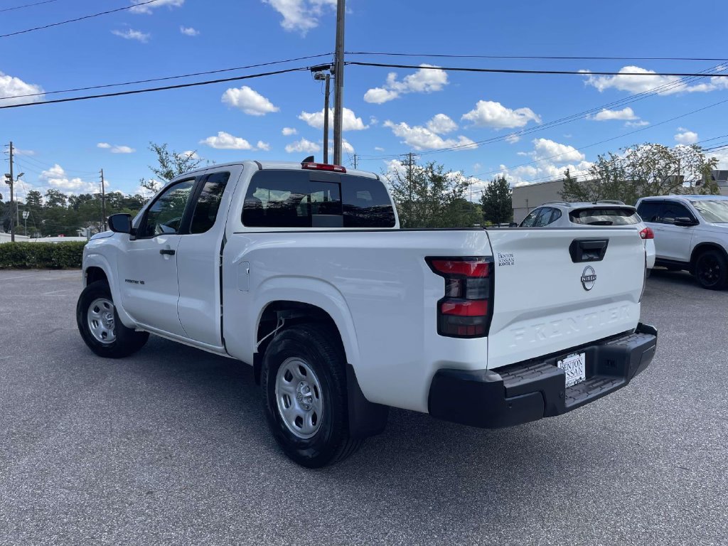 New 2027 Nissan Frontier S w/ S Utility Package RWD image 4
