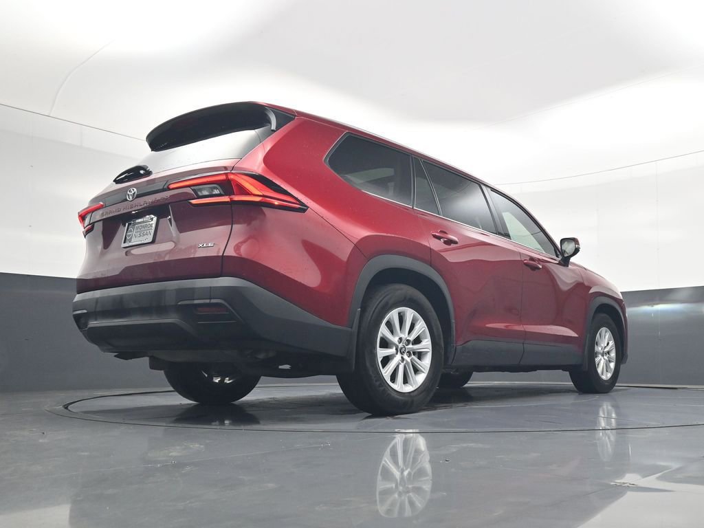 Used 2024 Toyota Grand Highlander XLE image 23