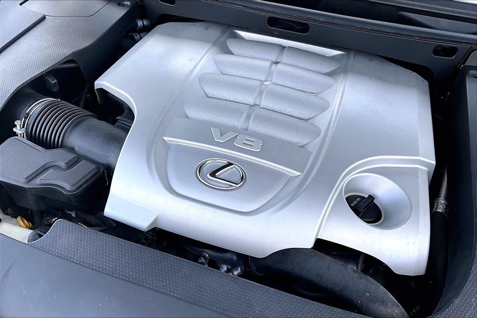 Used 2014 Lexus LX 570 4WD image 30