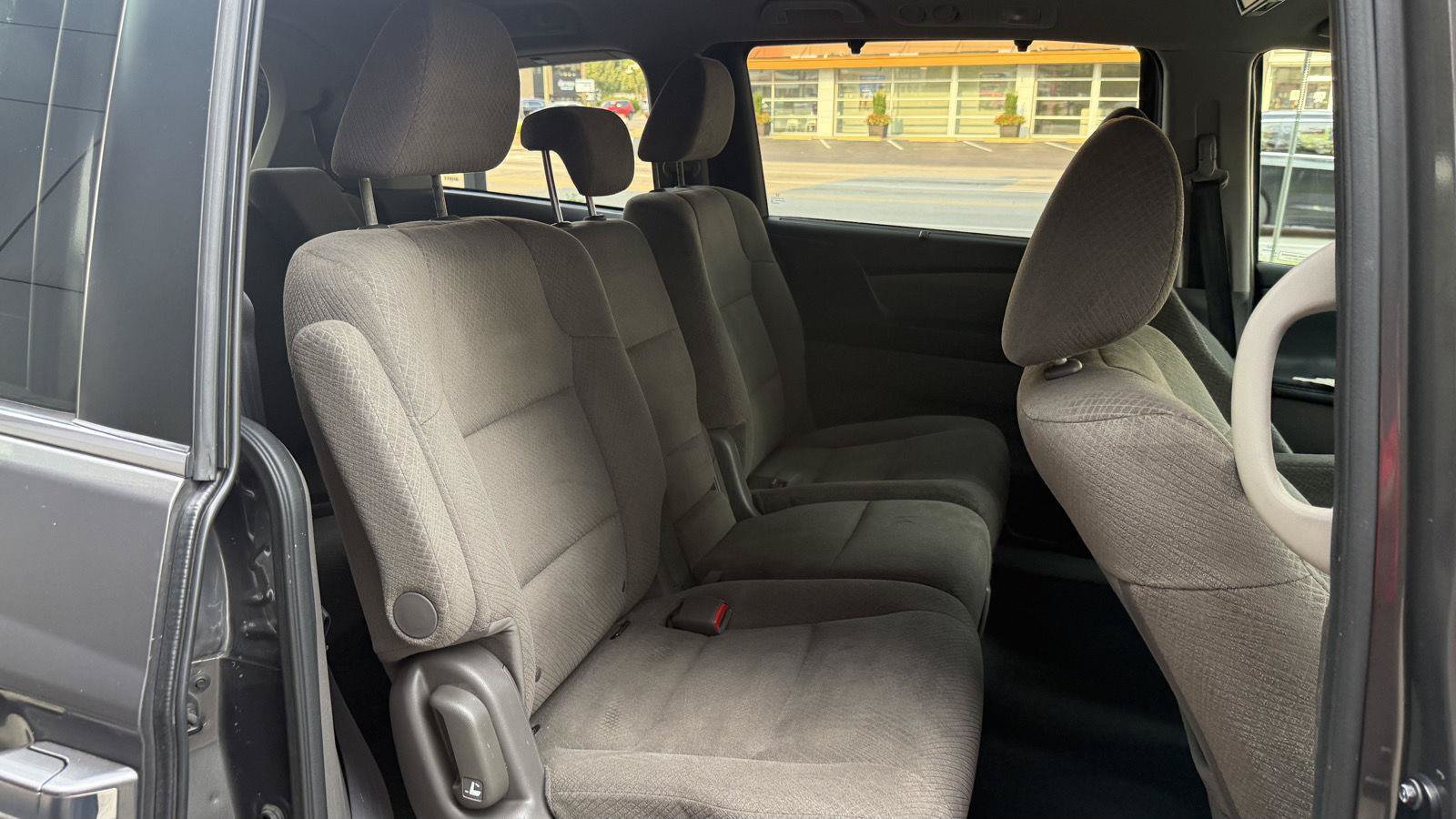 Used 2016 Honda Odyssey SE image 13