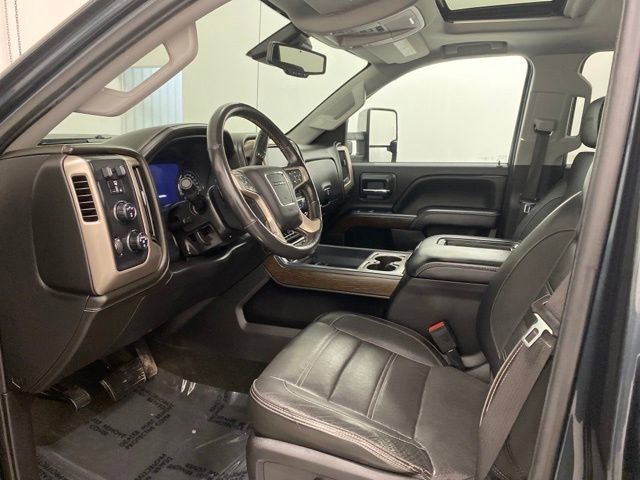 Used 2018 GMC Sierra 2500 Denali w/ Duramax Plus Package image 13