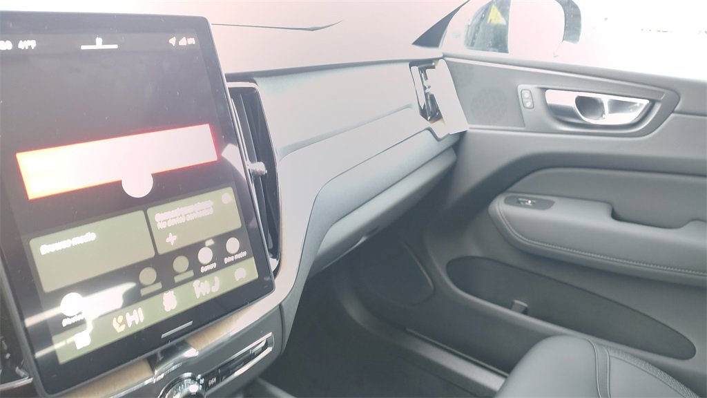 New 2026 Volvo XC60 B5 Plus w/ Climate Package image 22