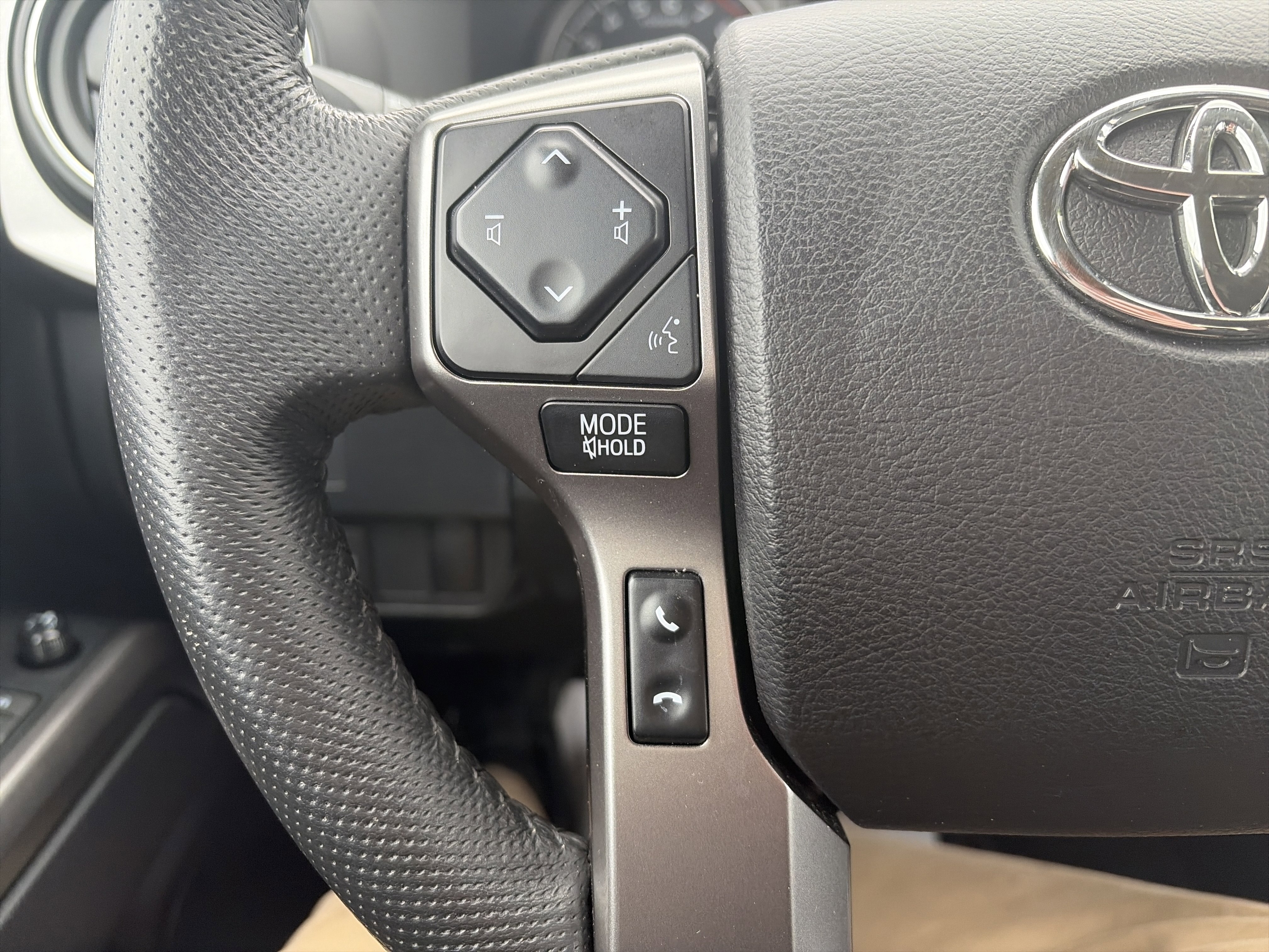 Used 2021 Toyota Tacoma SR5 image 18