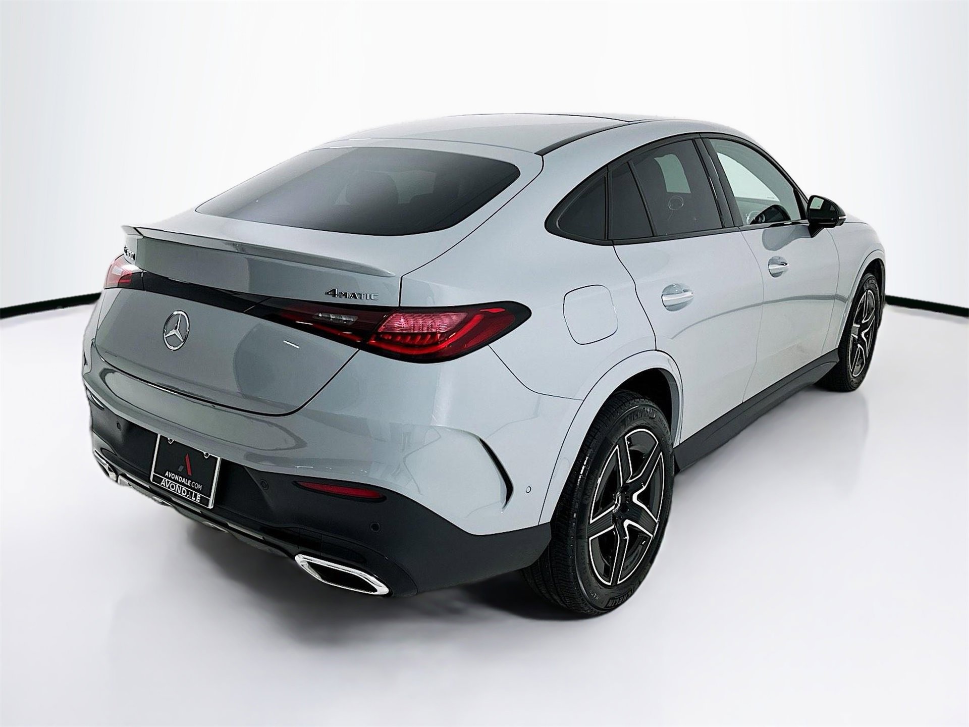 Used 2025 Mercedes-Benz GLC 300 4MATIC image 8