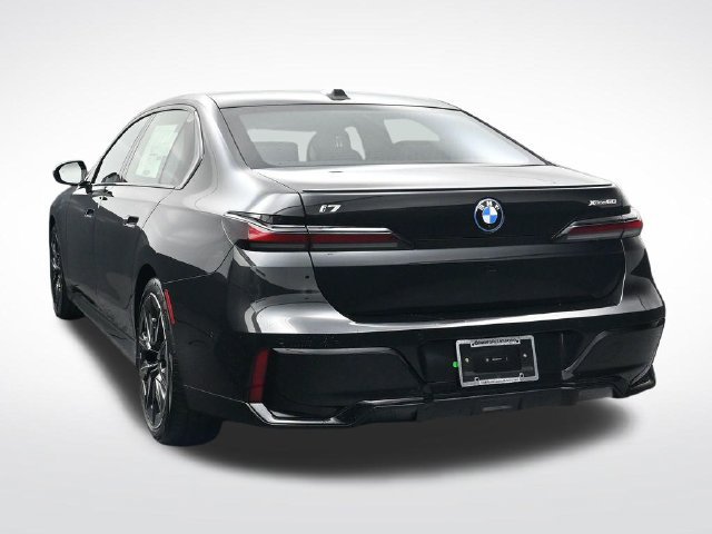 New 2026 BMW i7 xDrive60 AWD/4WD image 4