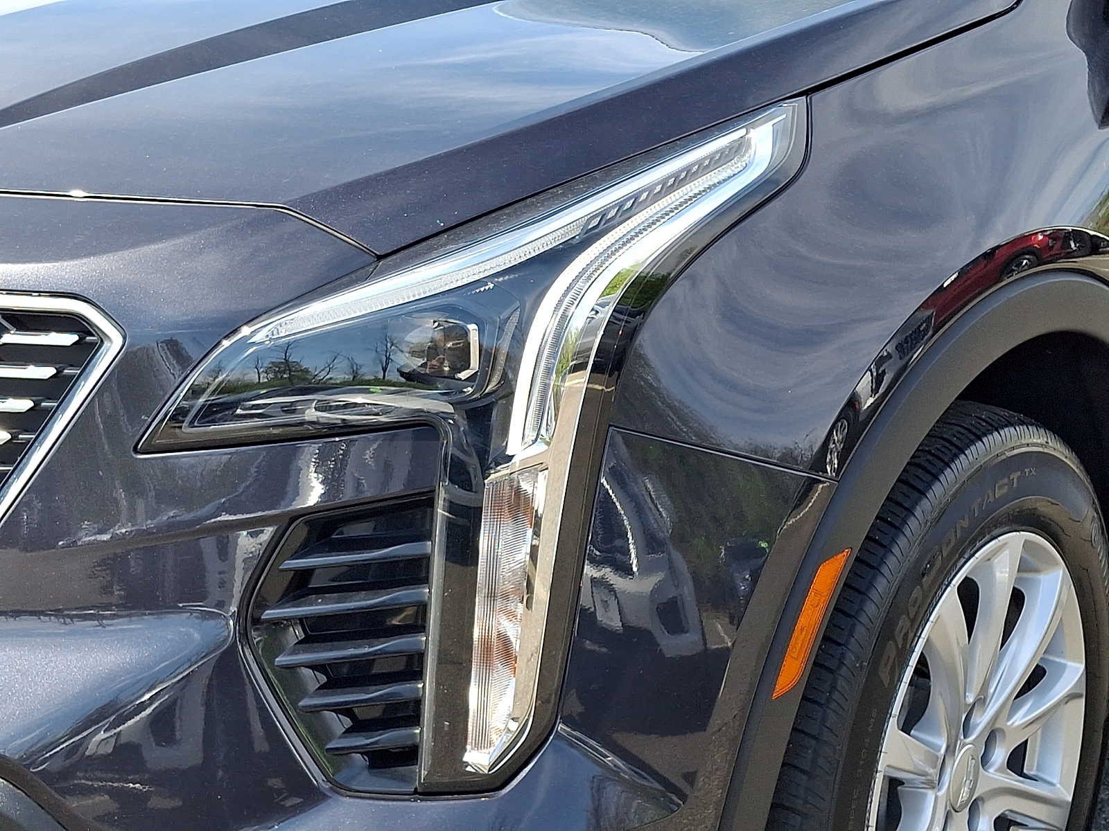 Certified 2023 Cadillac XT4 Luxury AWD/4WD image 10