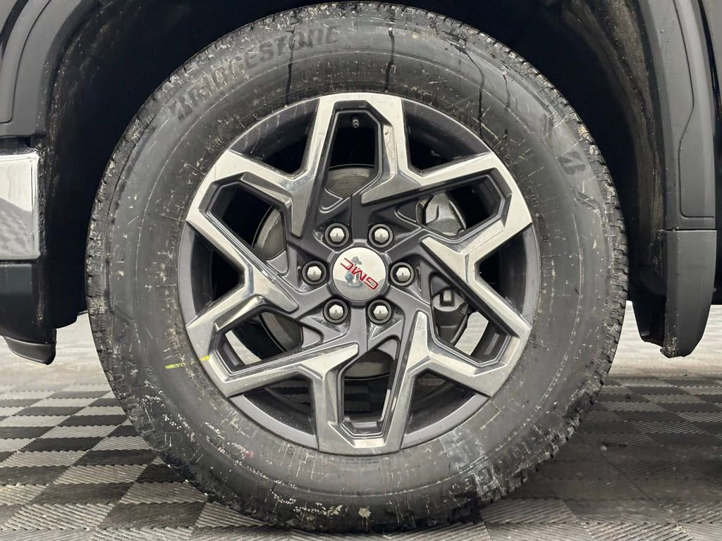 New 2026 GMC Sierra 1500 SLT w/ SLT Premium Package image 15