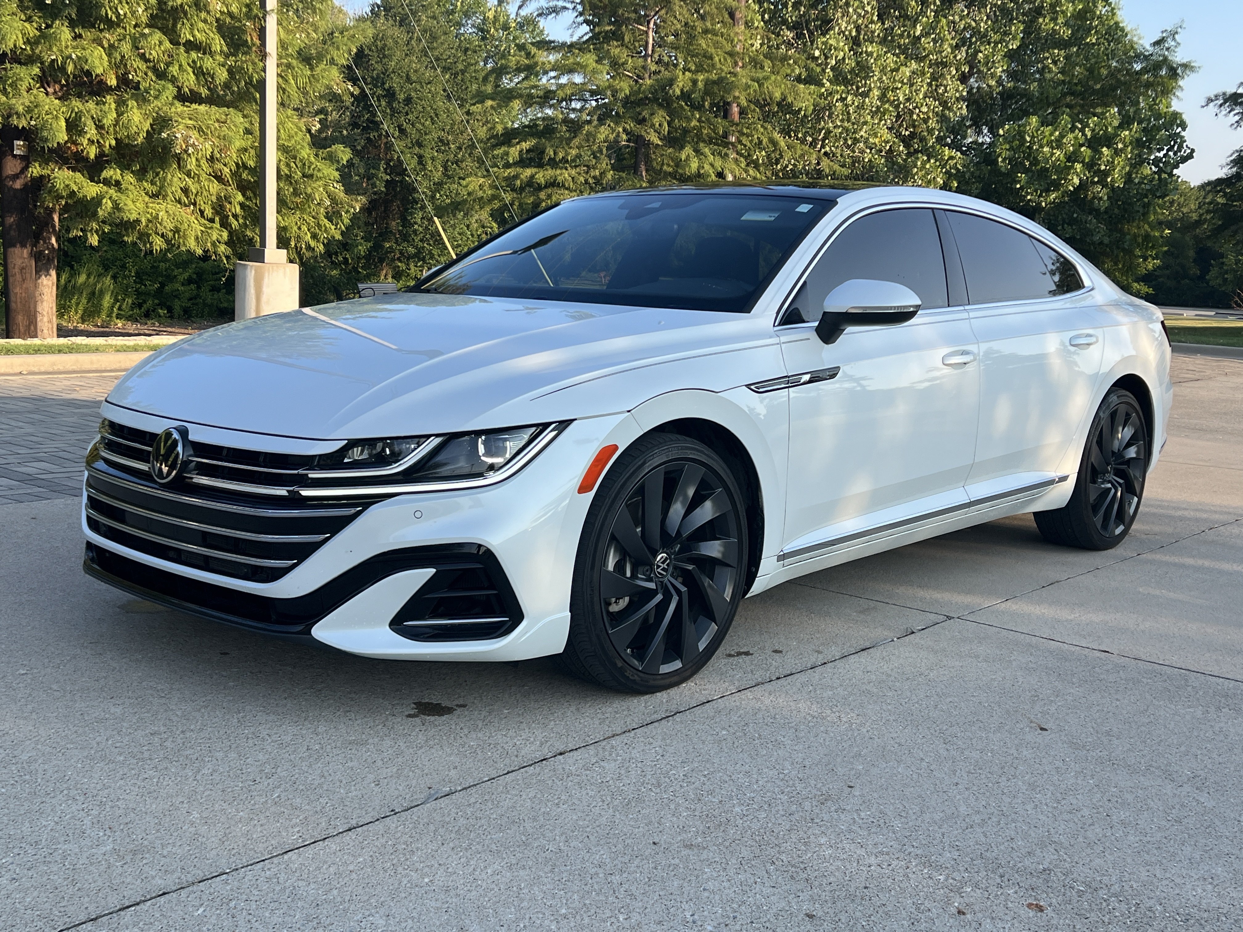 Certified 2023 Volkswagen Arteon SEL w/ Arteon MDO Package AWD/4WD image 4
