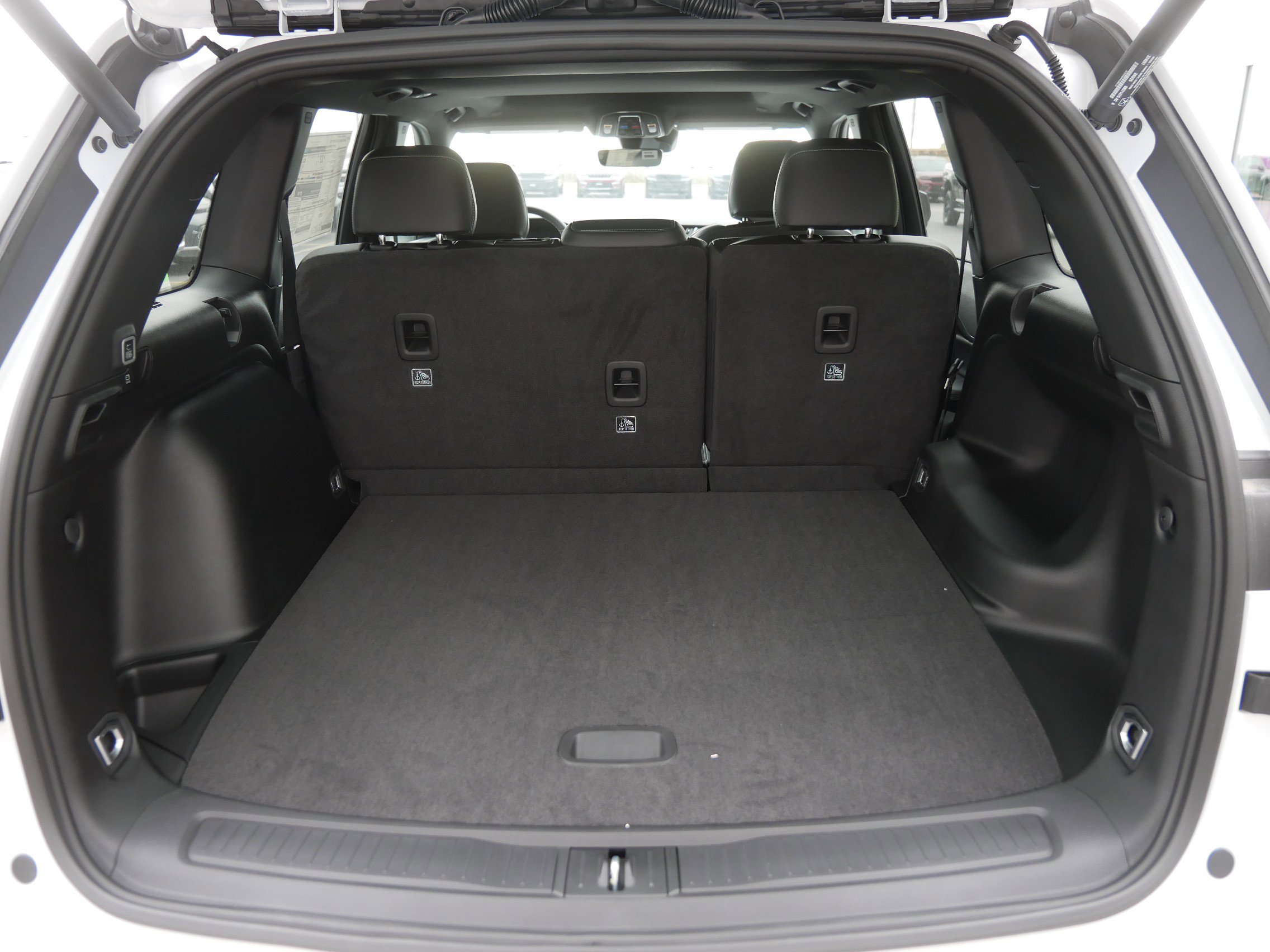 New 2025 Jeep Grand Cherokee Limited image 17