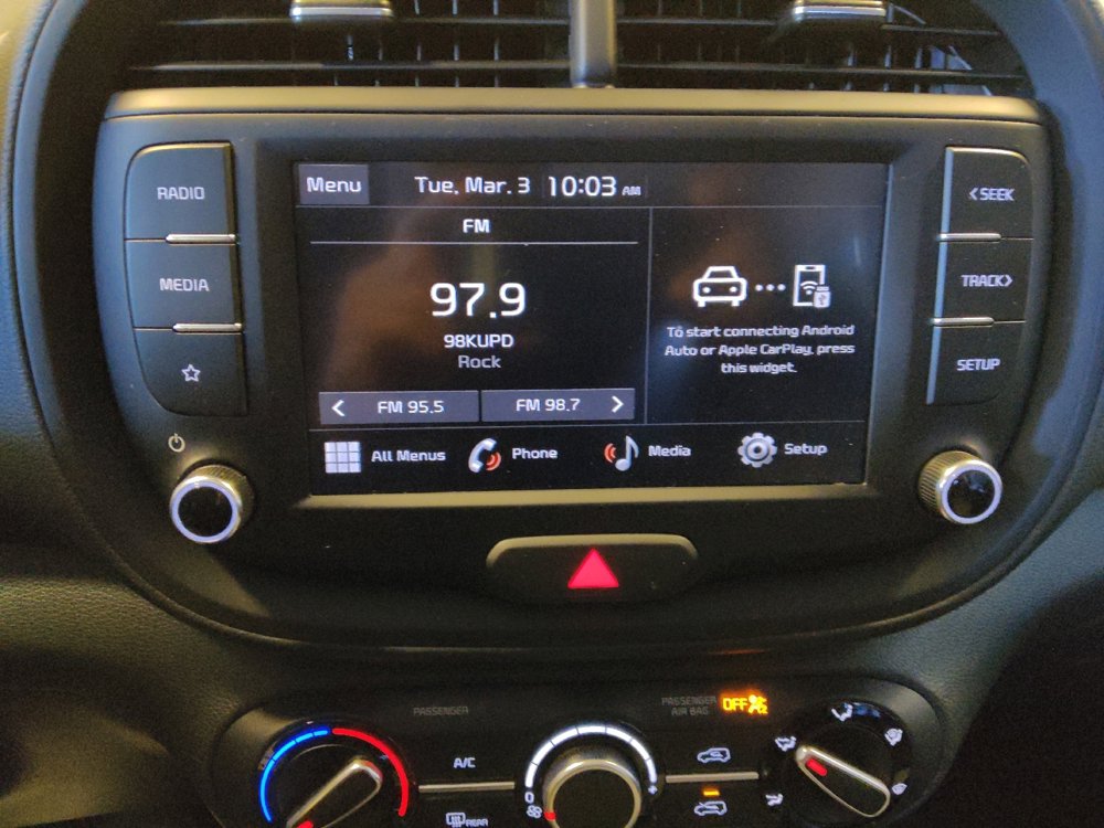 Used 2025 Kia Soul LX FWD image 25