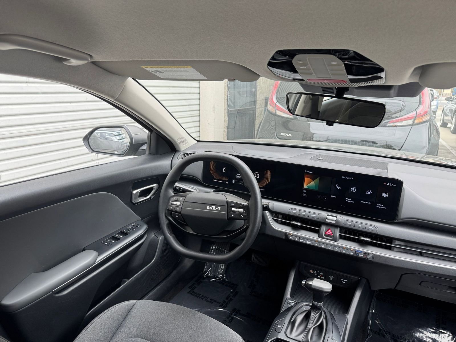 Used 2025 Kia K4 FWD image 34