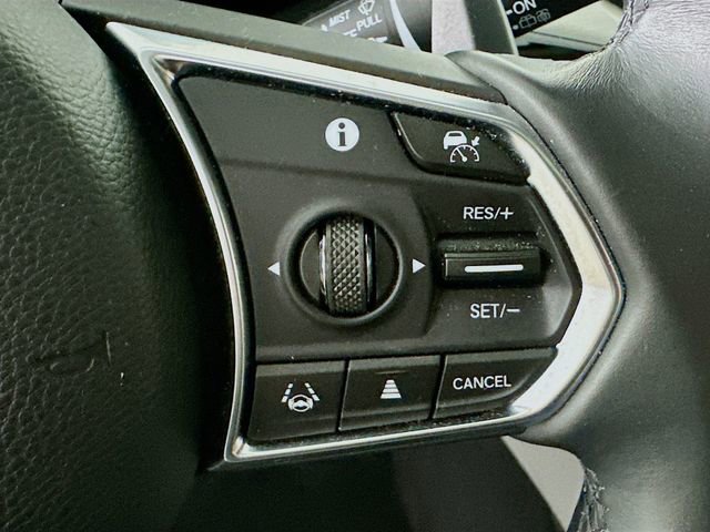 Used 2024 Acura MDX SH-AWD w/ Technology Package image 13