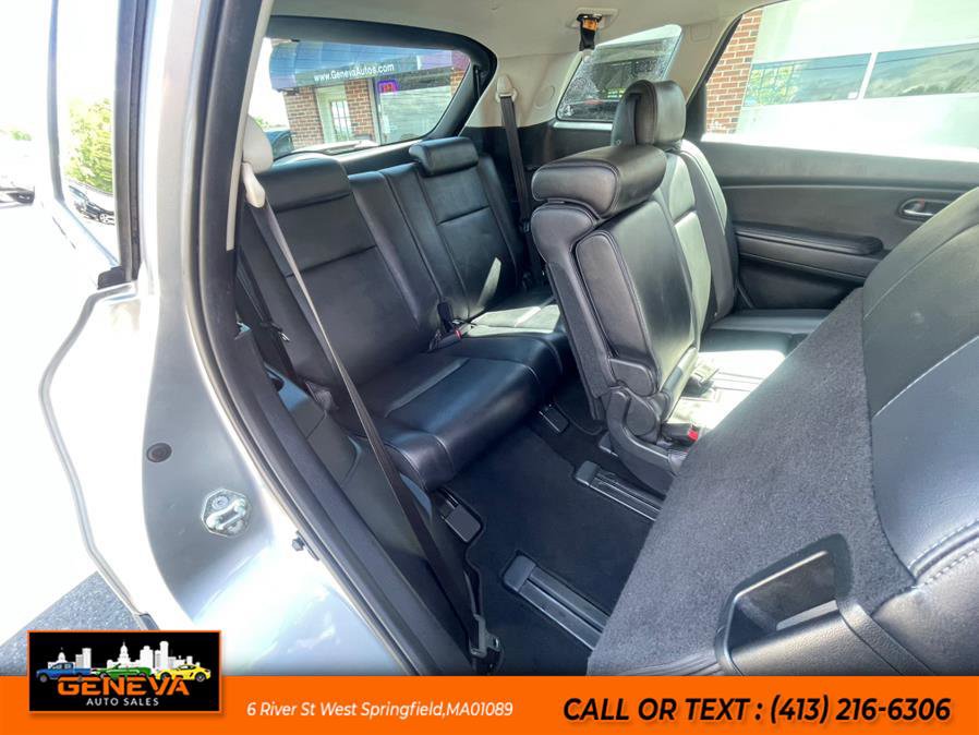 Used 2011 MAZDA CX-9 Touring w/ Moonroof & Bose Audio Pkg image 13