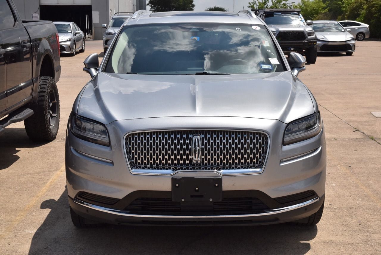 Certified 2023 Lincoln Nautilus Reserve FWD image 3