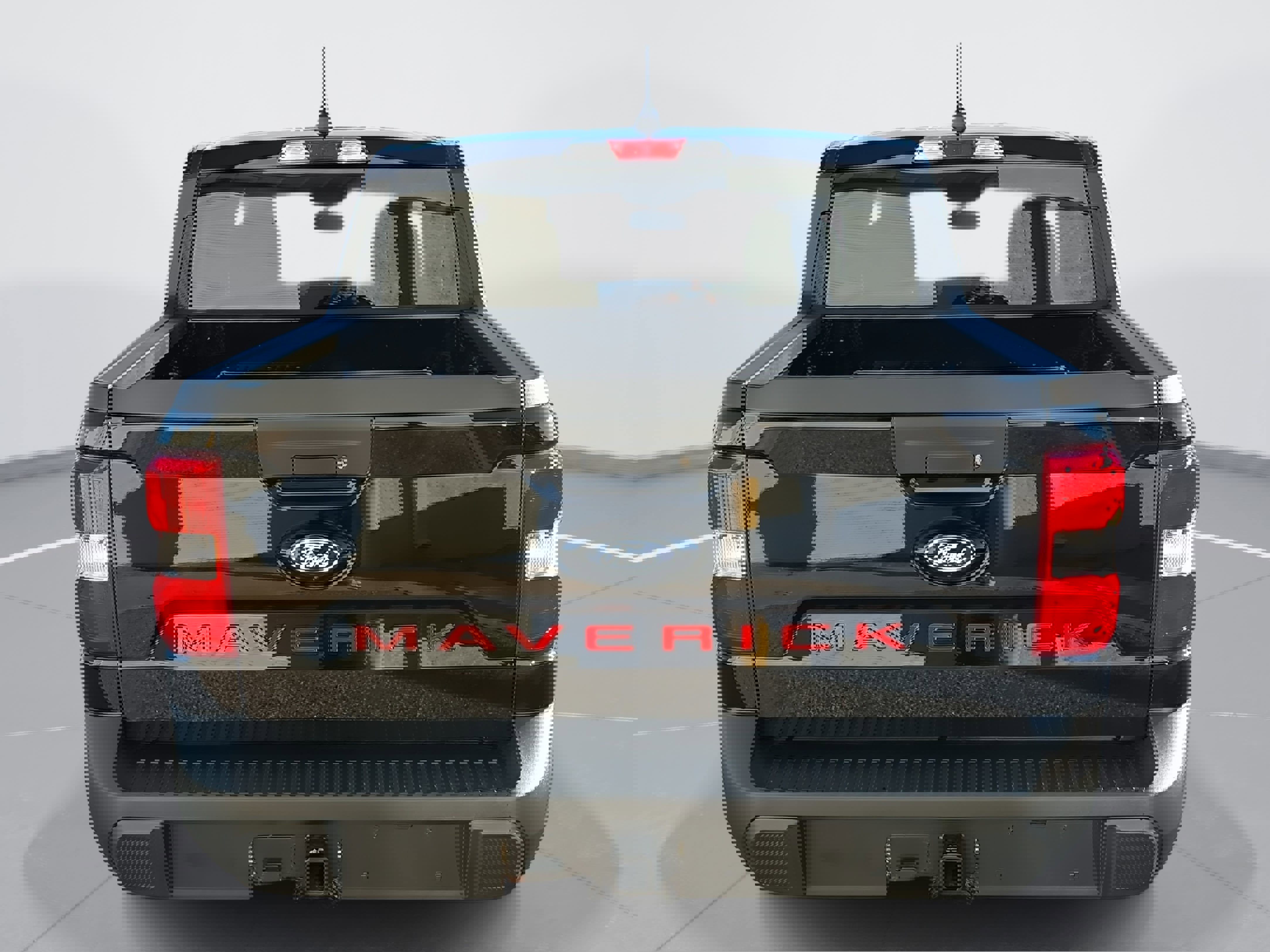 Used 2025 Ford Maverick XLT w/ Equipment Group 302A image 6