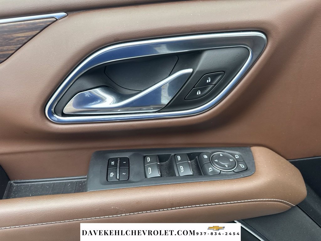 Used 2024 Chevrolet Tahoe High Country AWD/4WD image 10