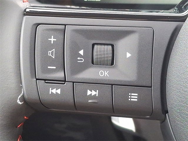 New 2026 Nissan Kicks SR w/ Cold Weather Package image 14