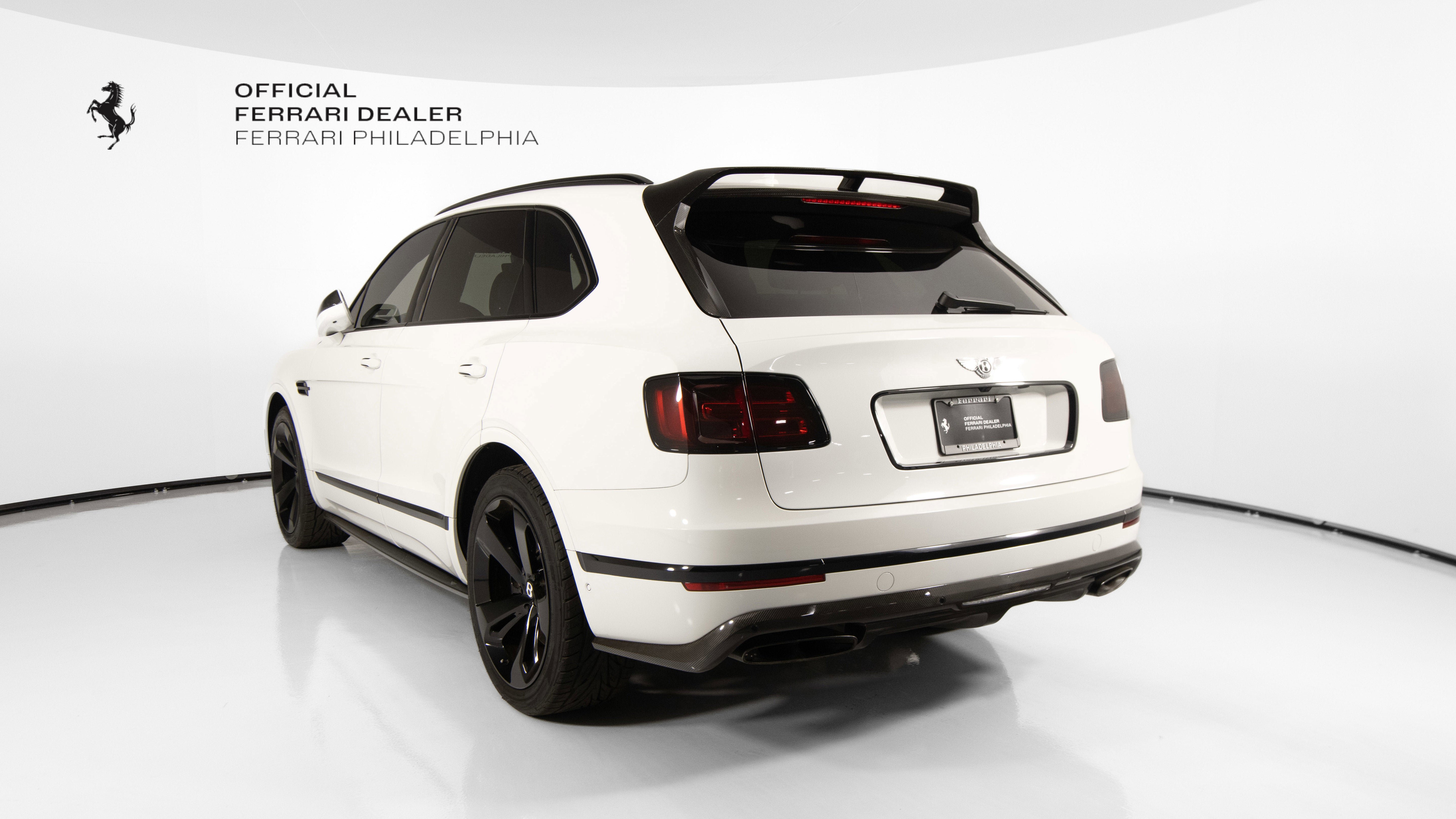 Used 2018 Bentley Bentayga image 25