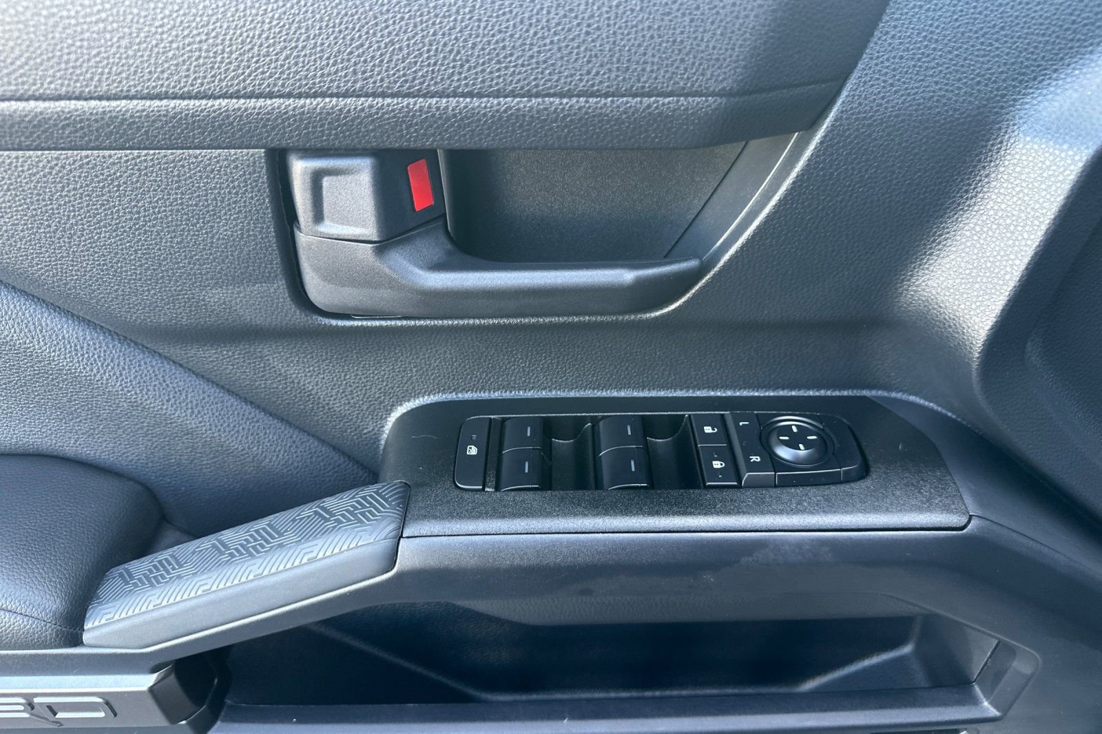 Used 2025 Toyota 4Runner TRD Off-Road image 11