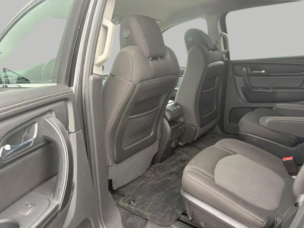 Used 2015 Chevrolet Traverse LT w/ Style and Technology Package AWD/4WD image 20
