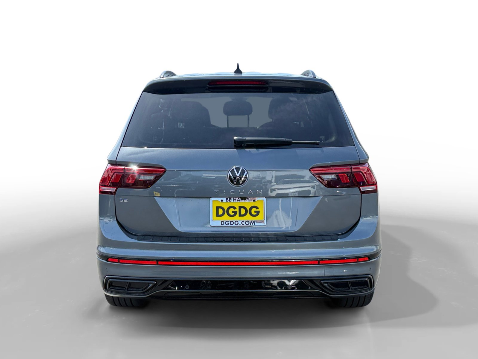 Certified 2023 Volkswagen Tiguan SE R-Line FWD image 4