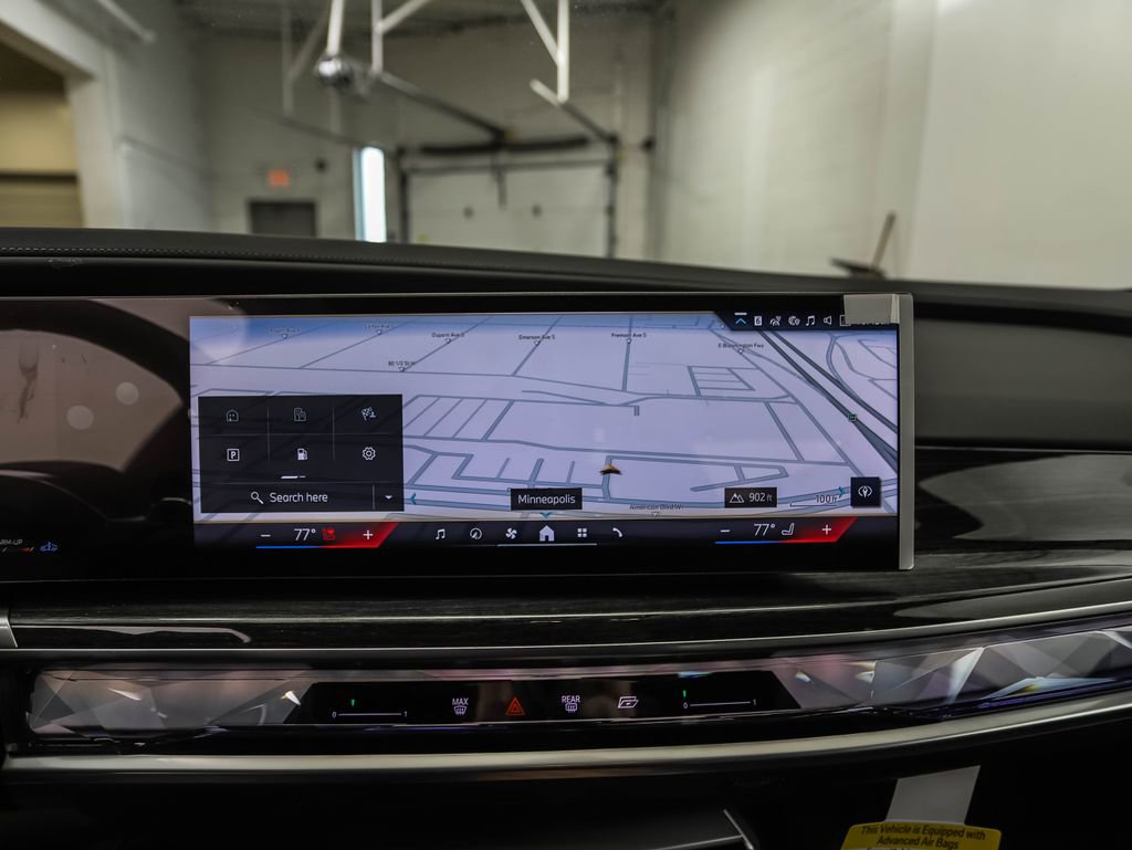 New 2026 BMW 740i xDrive w/ Premium Package image 17
