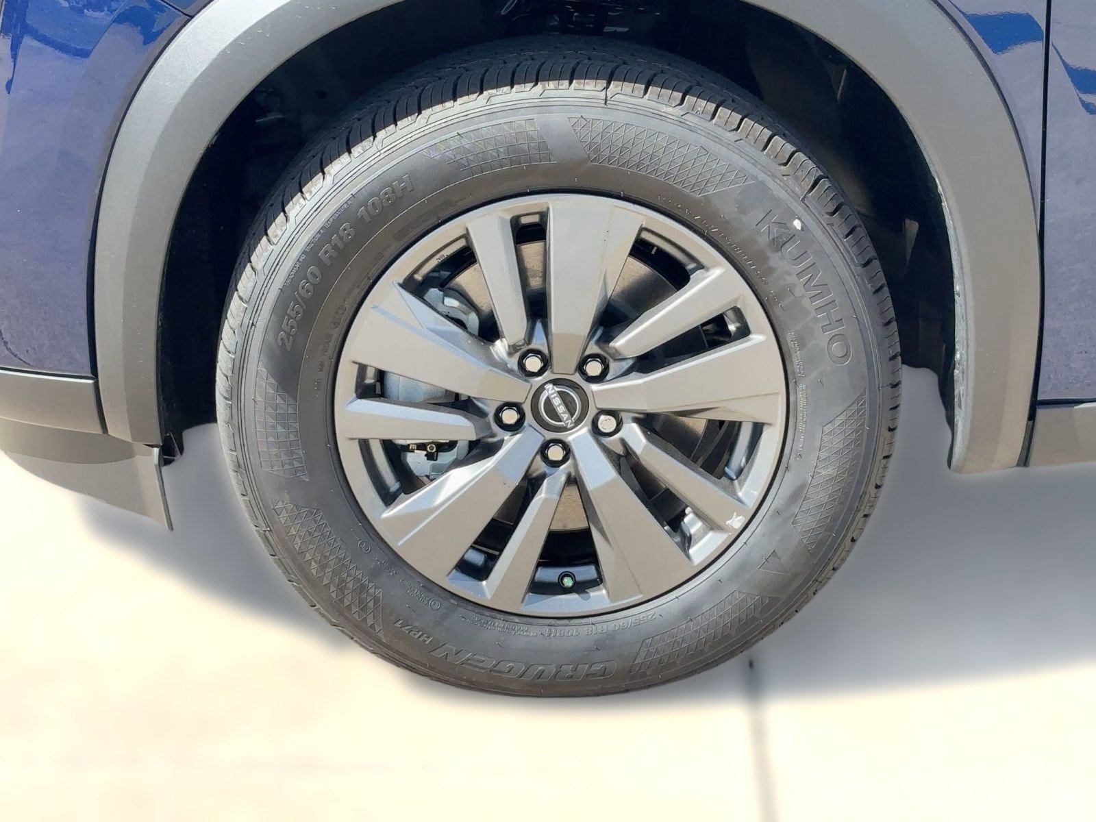 New 2026 Nissan Pathfinder SV image 12