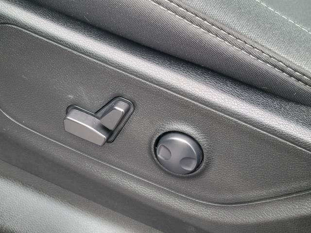 Used 2023 RAM 1500 Big Horn AWD/4WD image 6