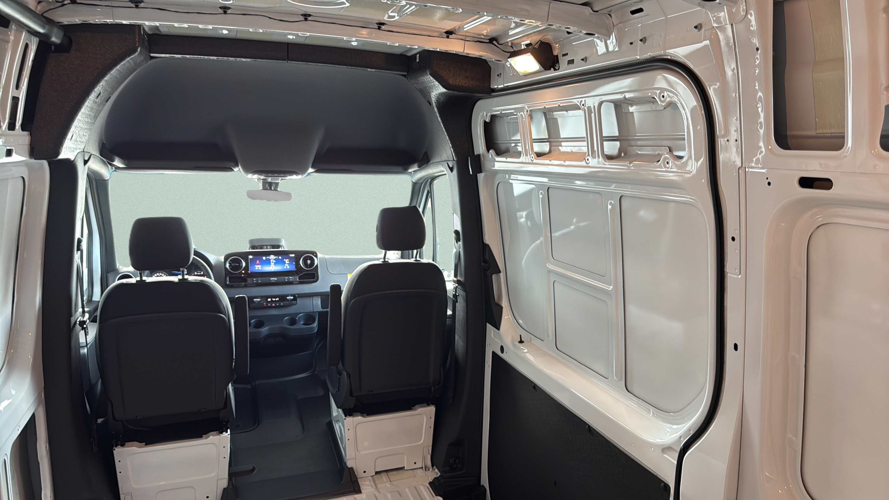 New 2026 Mercedes-Benz Sprinter 2500 image 16