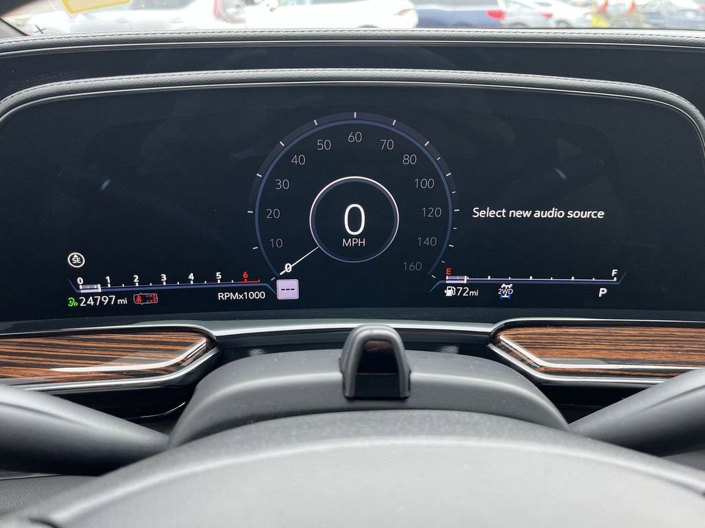 Used 2023 Cadillac Escalade ESV Premium Luxury w/ LPO, Radiant Package image 3